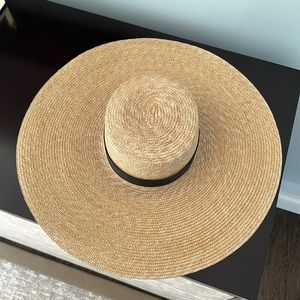 Large straw hat